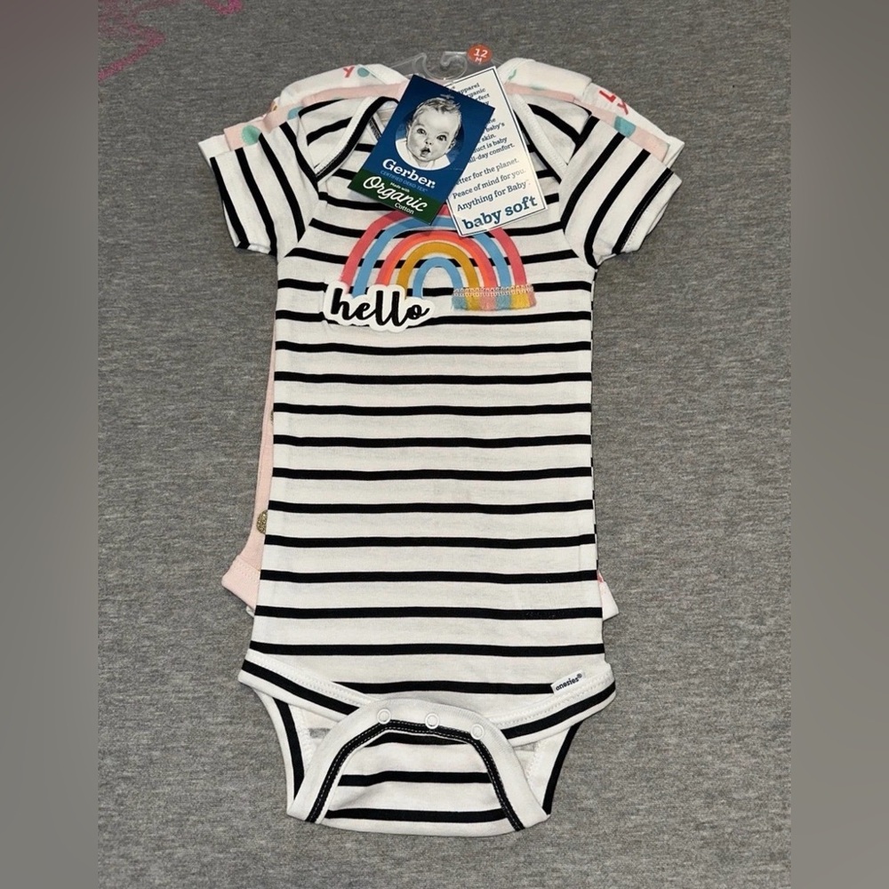NWT Set of 3 Gerber Baby Girl Organic Cotton Onesies Bodysuits Size 12 Months